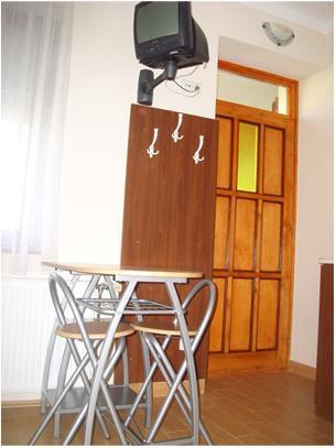 Nemeti Apartmanhaz Apartment ไฮจ์ดุสโซบอสโล ภายนอก รูปภาพ